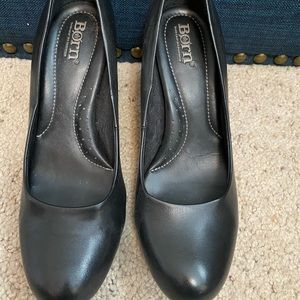 Women’s 7 Born heels. Great condition!